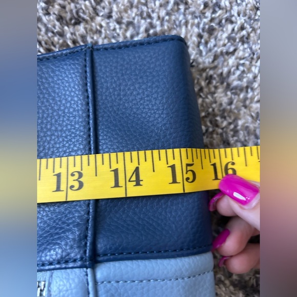 Tignanello Two Tone blue pebbled leather medium shoulder bag - Picture 3 of 12